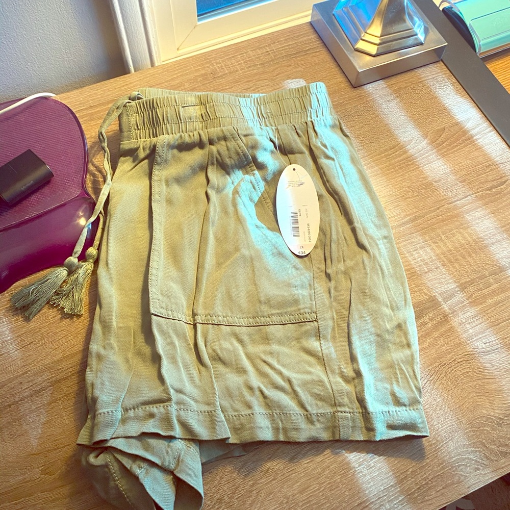 NWT Rayon Comfy Drawstring Shorts